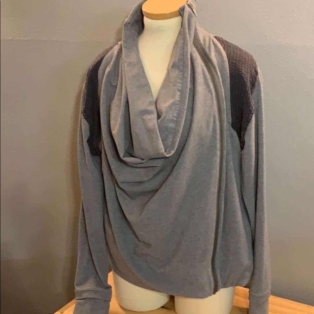 Lululemon Sway Jacket size 12